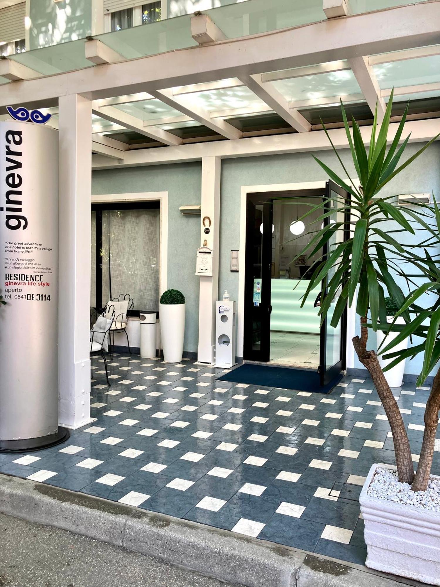 Hotel Ginevra E Residence Cattolica Eksteriør billede